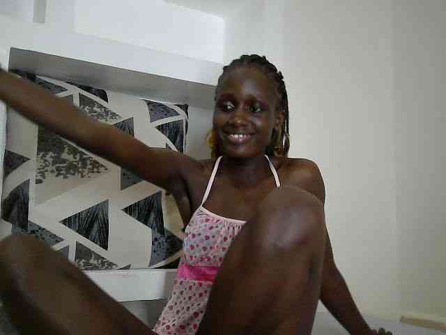 Modelo: cutemona