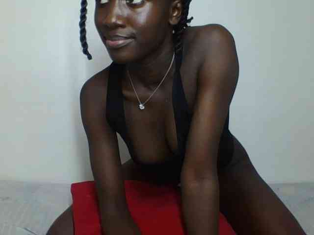 Modelo: cutemona