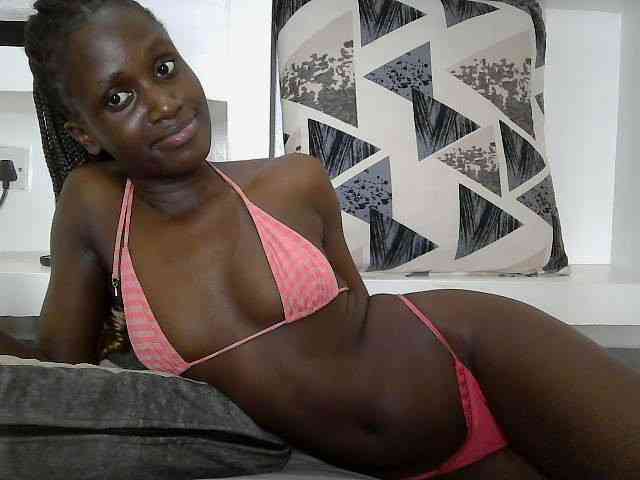 cutemona webcam