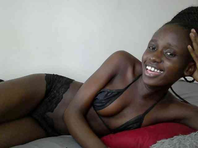Modelo: cutemona