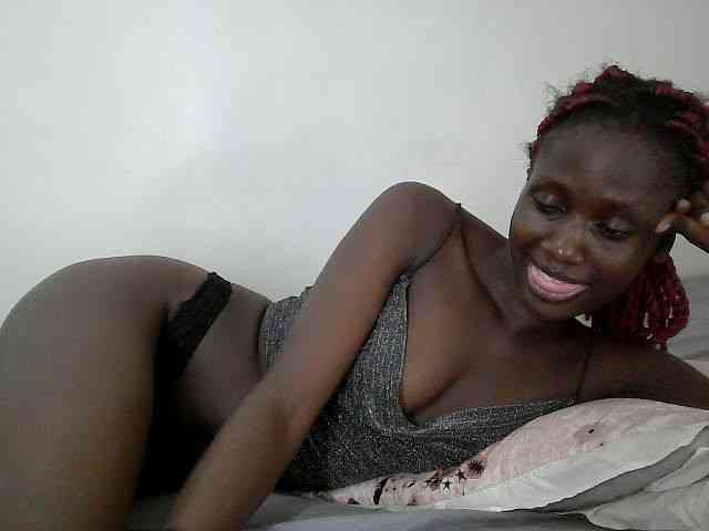 cutemona webcam