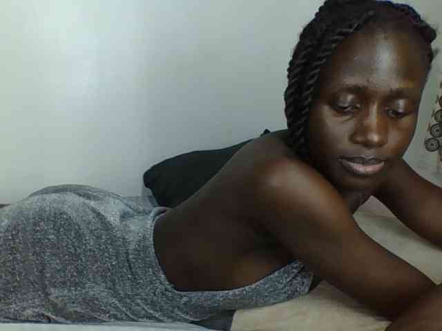 cutemona webcam