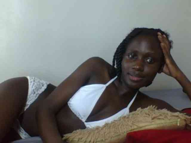 Modelo: cutemona