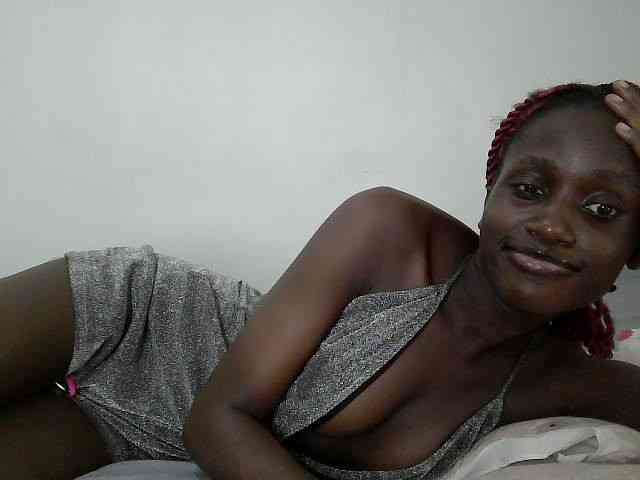 cutemona webcam