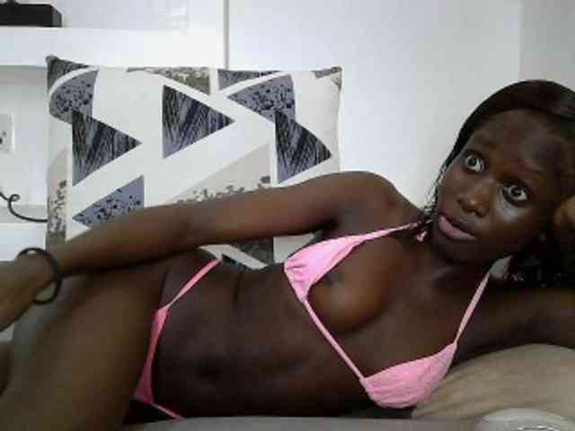 Modelo: cutemona