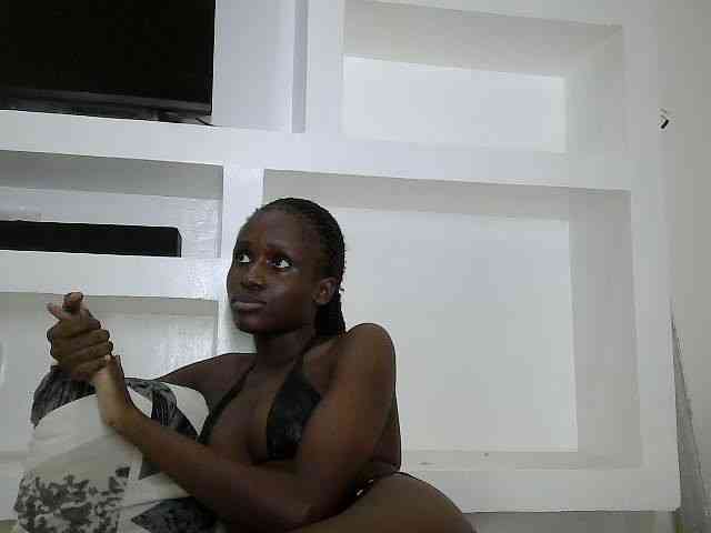 cutemona webcam