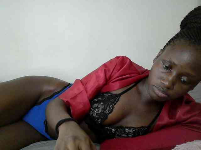 Modelo: cutemona