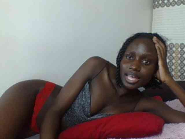 cutemona webcam