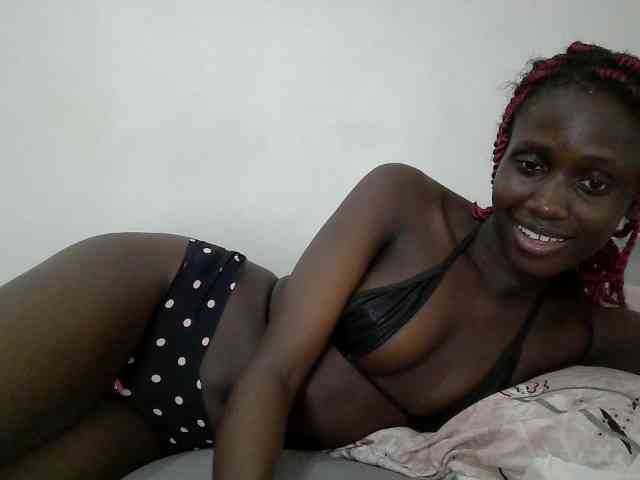 Modelo: cutemona