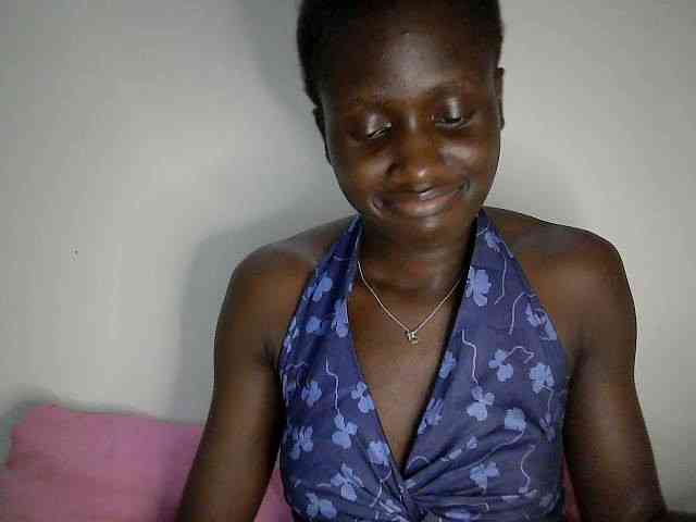 cutemona webcam