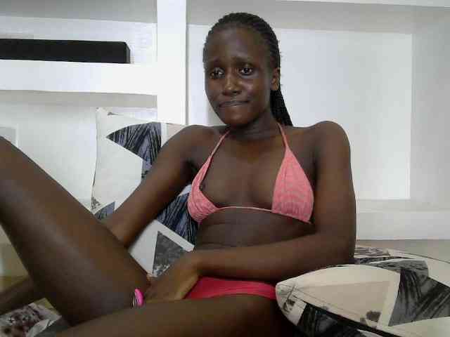Modelo: cutemona