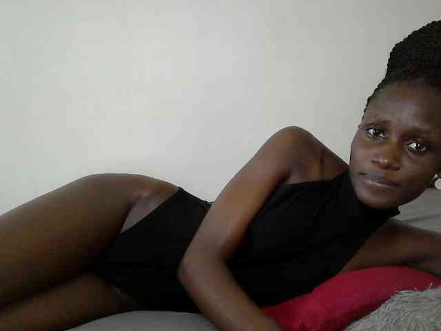 cutemona webcam