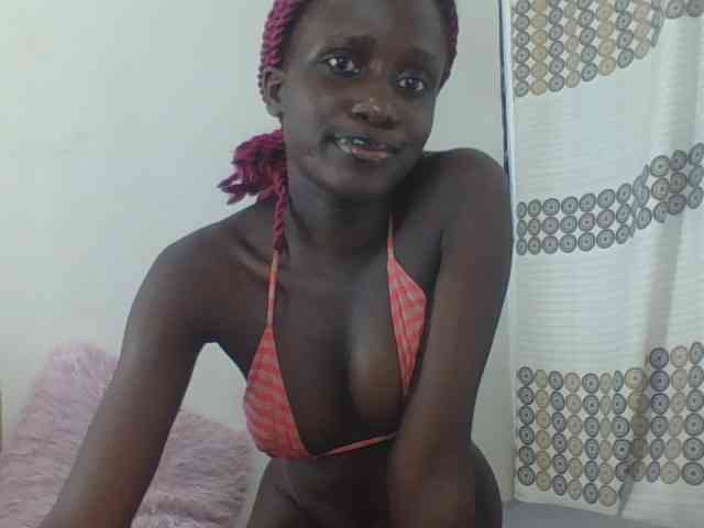 Modelo: cutemona