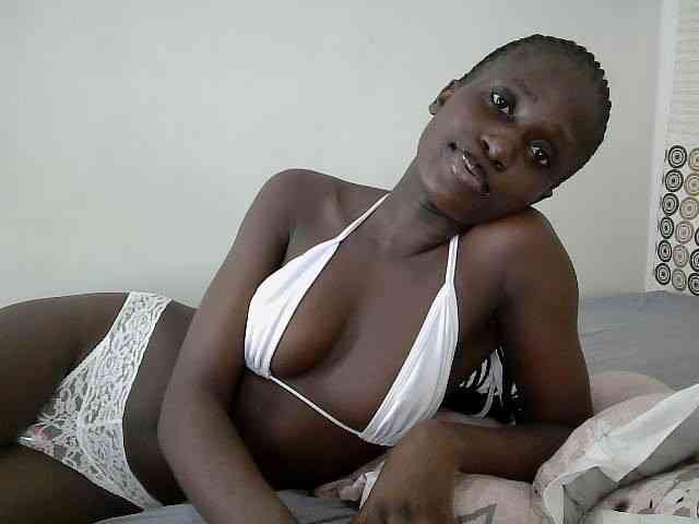 Modelo: cutemona
