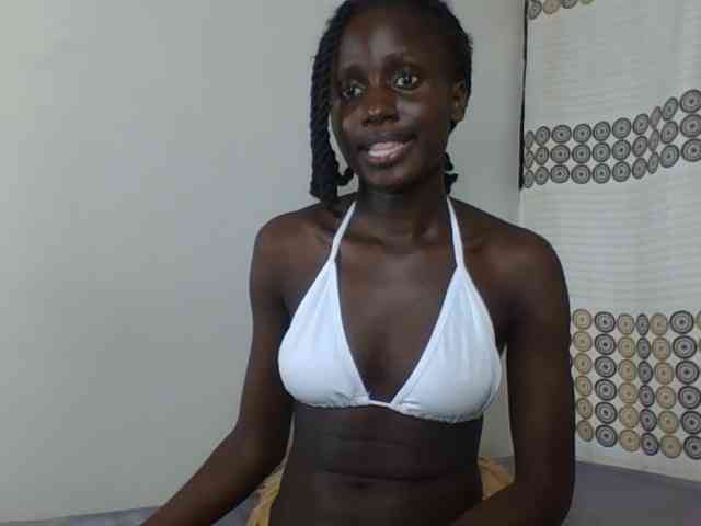 Modelo: cutemona