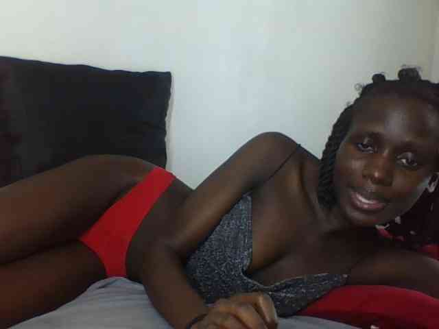 Modelo: cutemona