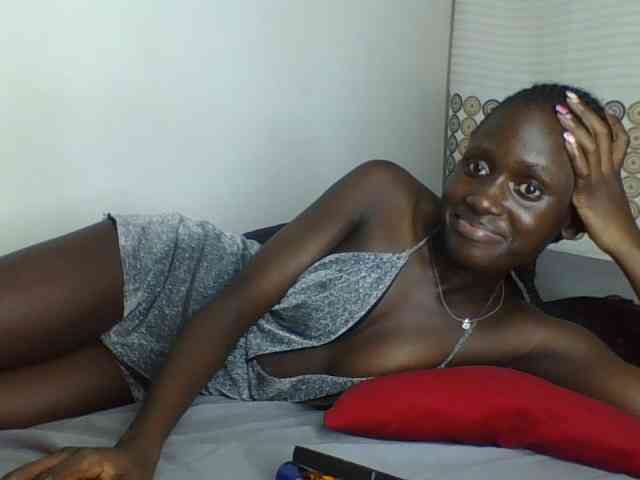 cutemona webcam