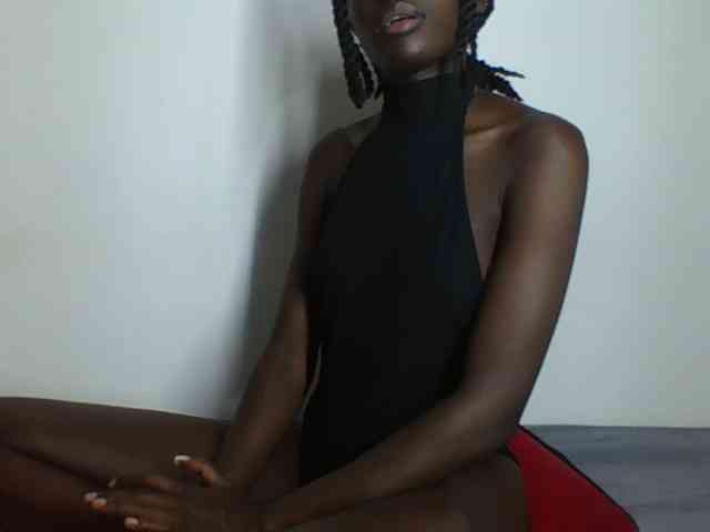 Modelo: cutemona