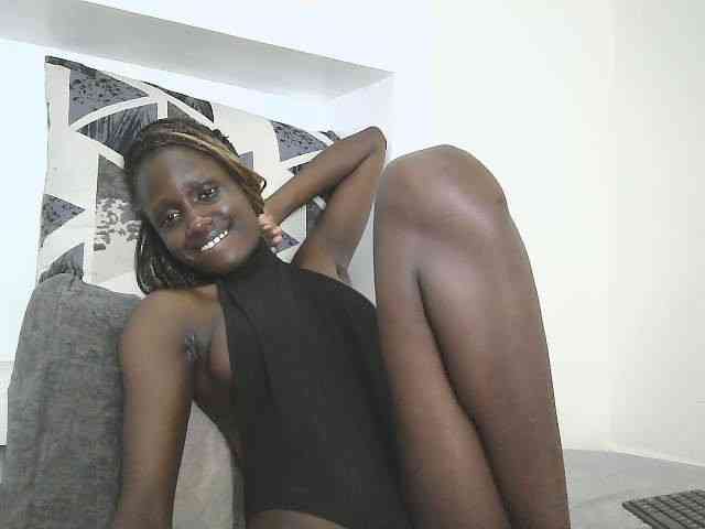 Modelo: cutemona