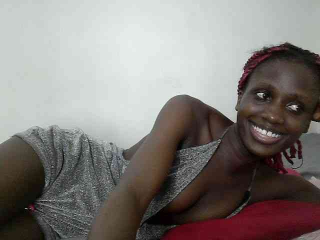 cutemona webcam