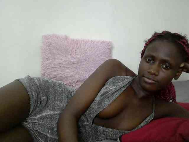 cutemona webcam