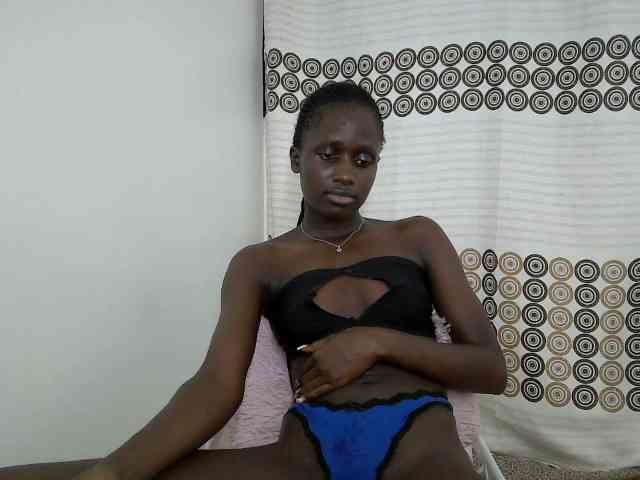Modelo: cutemona