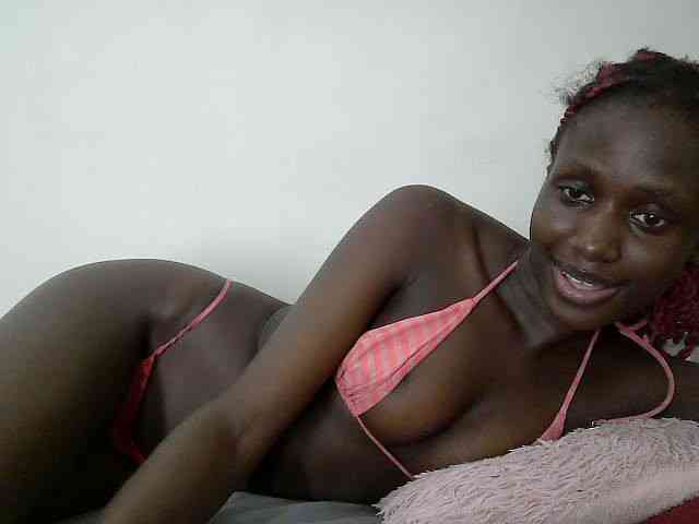 Modelo: cutemona