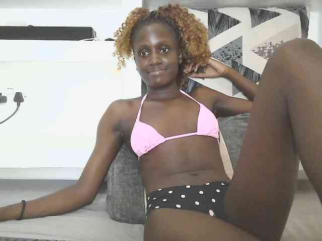 Modelo: cutemona