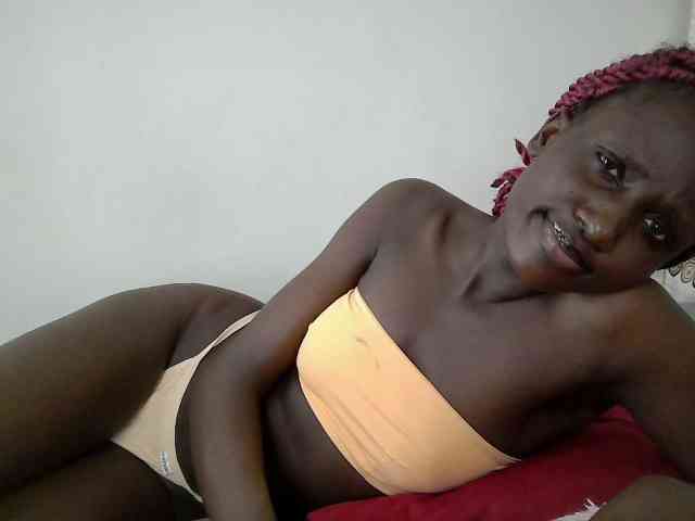 Modelo: cutemona