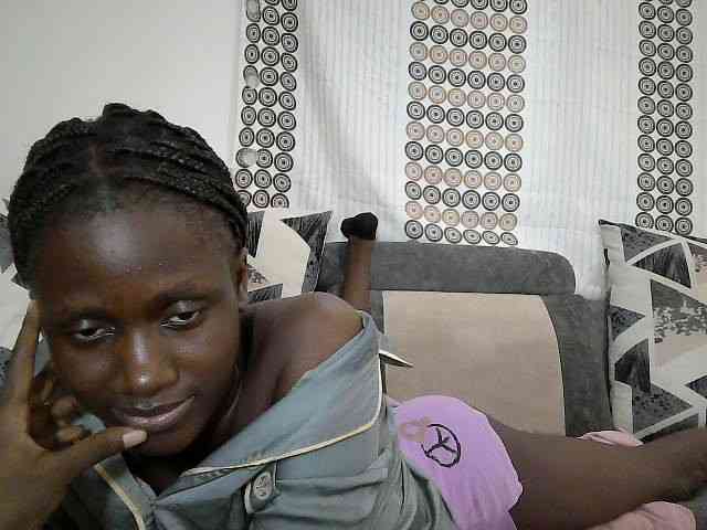 cutemona webcam