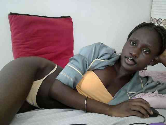 Modelo: cutemona