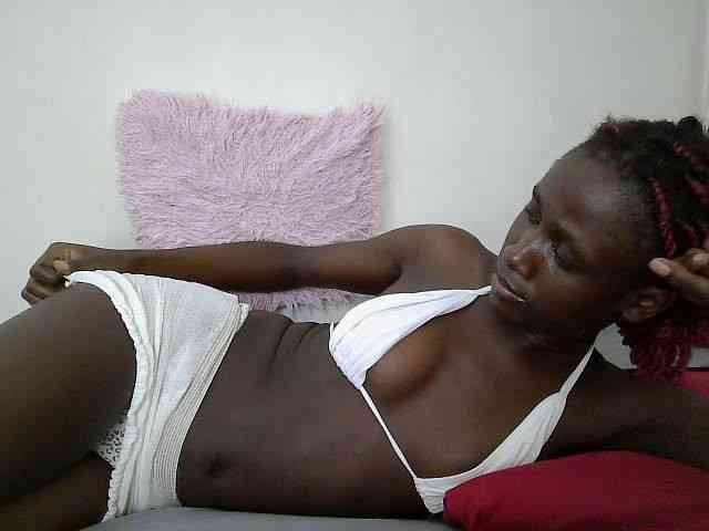 Modelo: cutemona