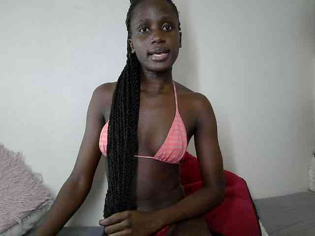 Modelo: cutemona
