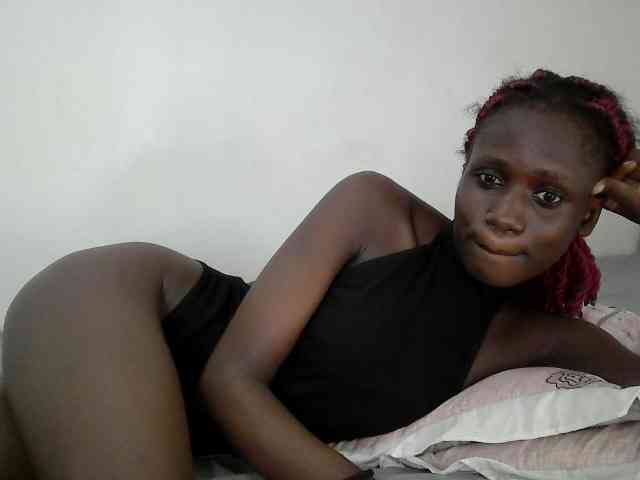 cutemona webcam