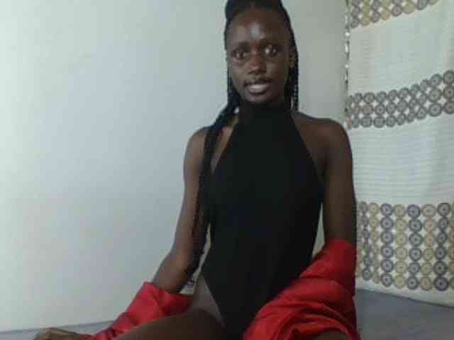 Modelo: cutemona