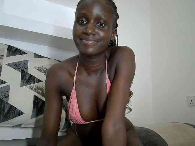 cutemona webcam