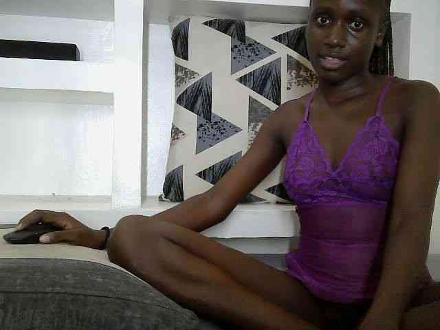 cutemona webcam
