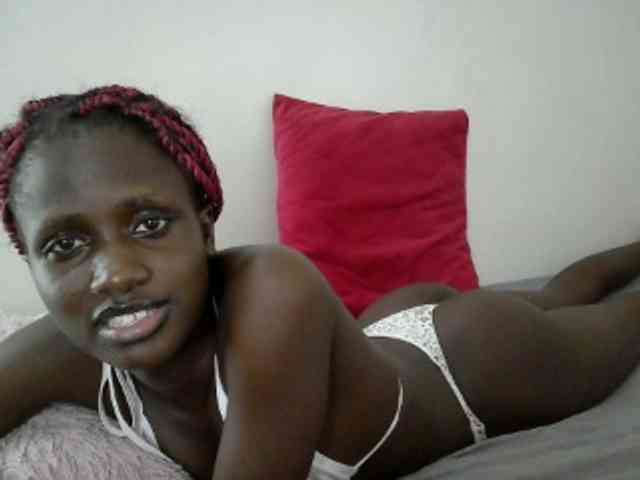 Modelo: cutemona