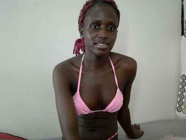 Modelo: cutemona