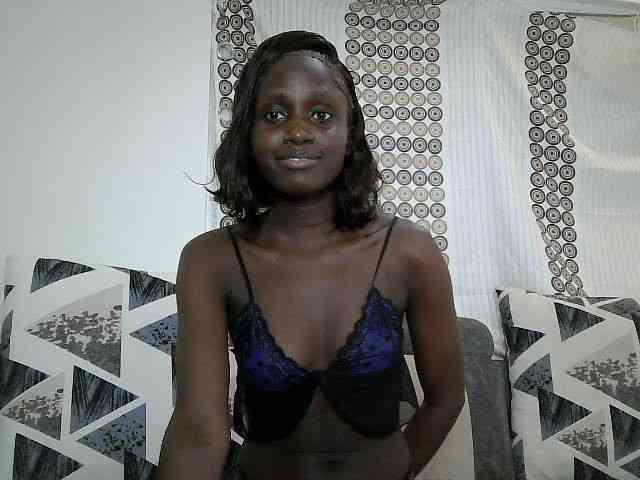 Modelo: cutemona