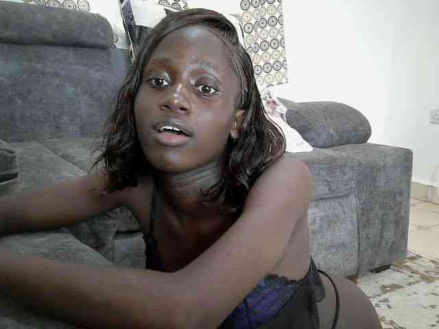 Model: cutemona
