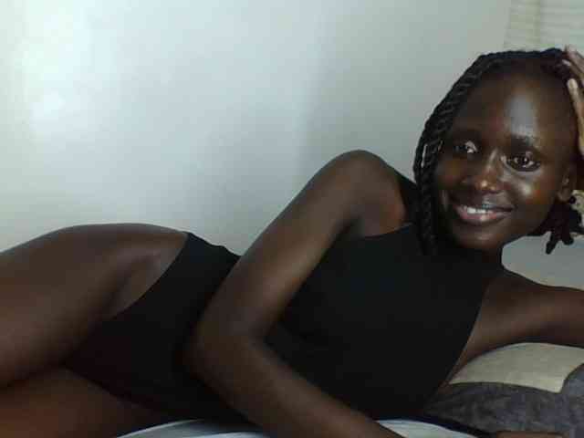 cutemona webcam