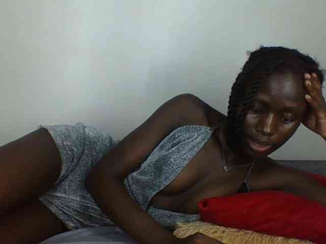 Modelo: cutemona
