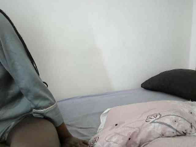 cutemona webcam