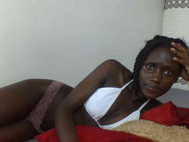Modelo: cutemona