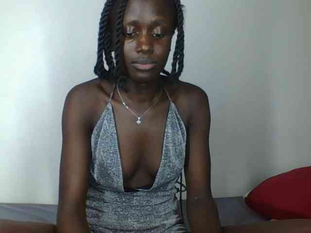 cutemona webcam