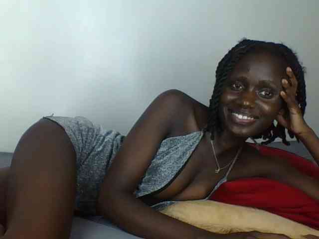 Modelo: cutemona