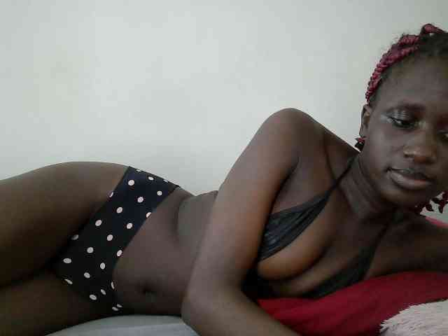 Modelo: cutemona