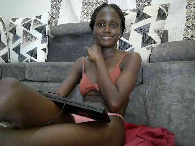 cutemona webcam