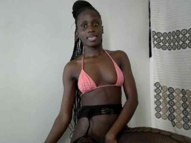 Modelo: cutemona